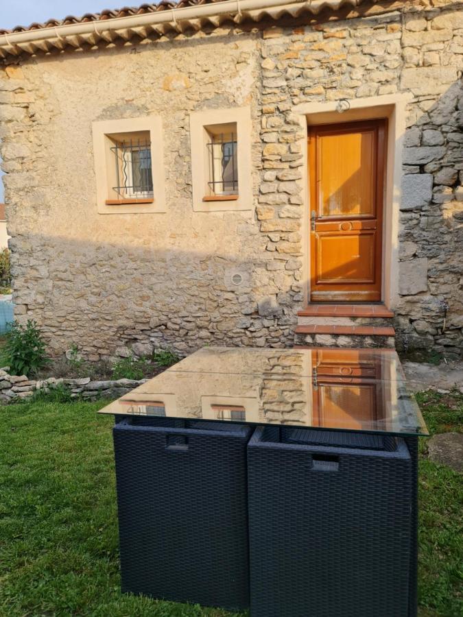 Le Gite De La Badassiere Lägenhet Forcalquier Exteriör bild